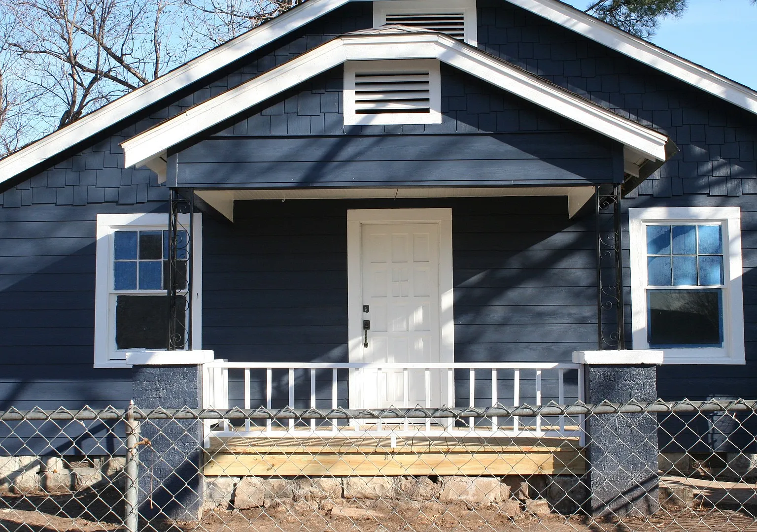 Beautiful North Side Craftsman! — Photo 3