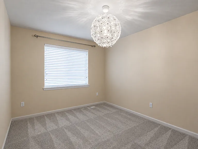 3205 Garnet St SE — Photo 19