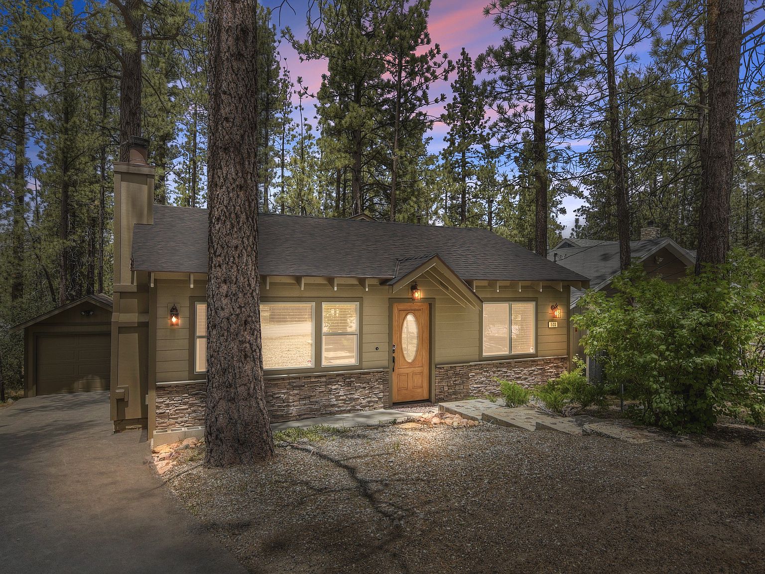 533 W Sugarloaf Blvd, Big Bear City, CA 92314 Zillow
