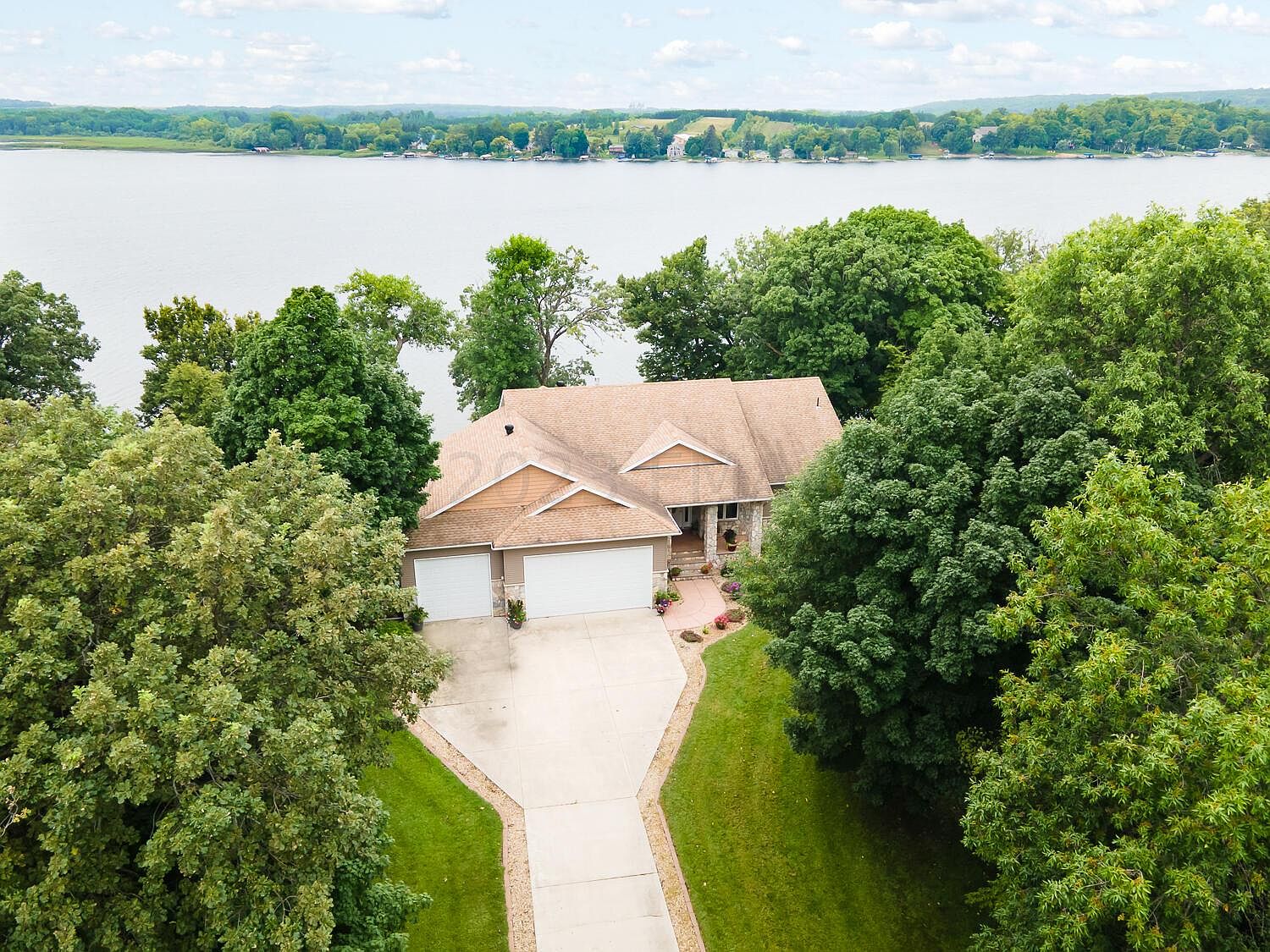 12472 Shorewood Beach Rd, Detroit Lakes, MN 56501 Zillow