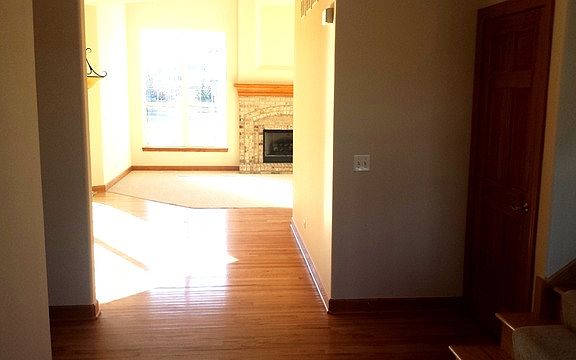 3rd image of 11963 Winterberry Ln