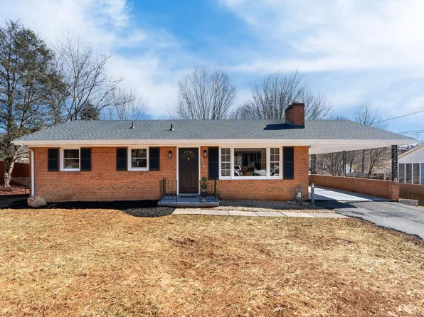 1505 Lyle Ave, Staunton, VA 24401