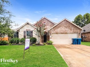 907 River Crossing Dr, Conroe, TX 77384