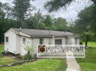 20745 Cass St, Farmington Hills, MI 48335