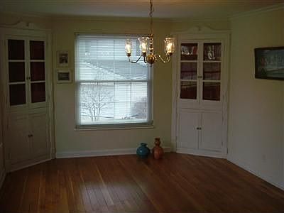 2nd image of 316 Chatham Dr