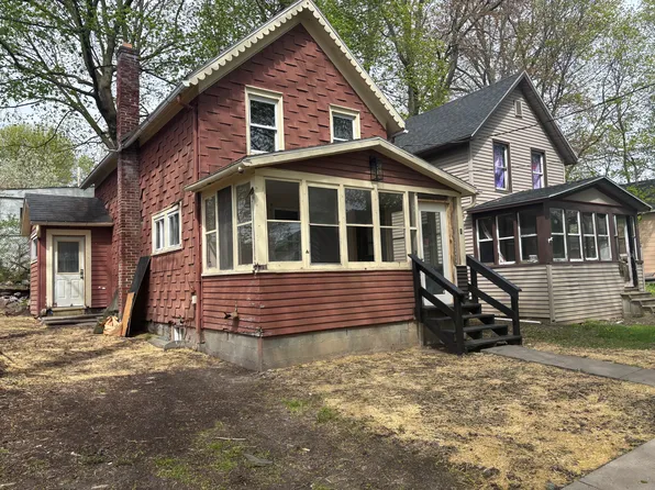 1 Easterly Pl, Auburn, NY 13021