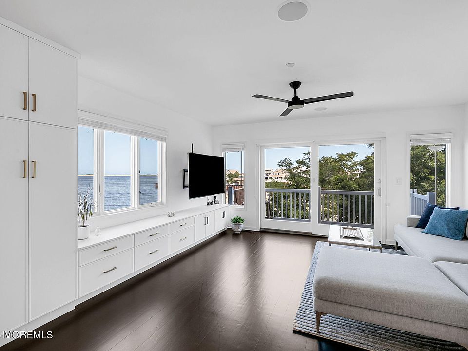 1st image of 12 Beach Boulevard #9