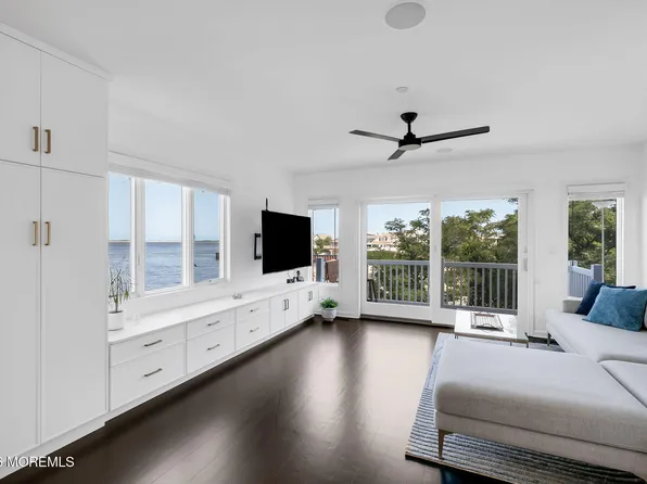 12 Beach Boulevard #9, Highlands, NJ 07732
