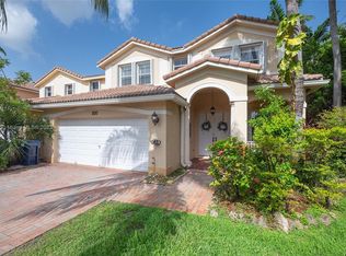 200 SW 87th Path, Miami, FL 33174