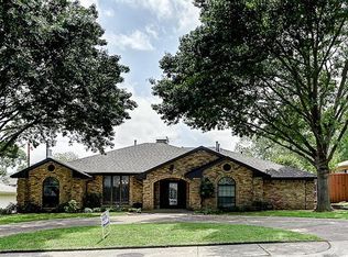 6520 Sunnyland Ln, Dallas, TX 75214
