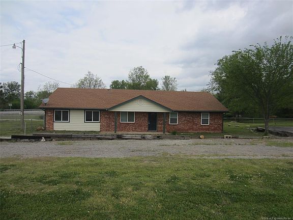 2nd image of 2637 S Highway 48
