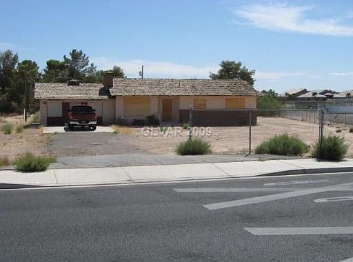 2nd image of 2675 E Warm Springs Rd