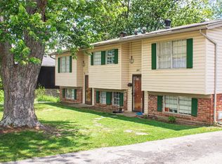 239 Woodhill Ln, Frankfort, KY 40601