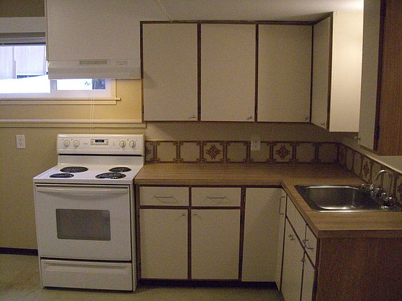 3rd image of 5161 Booth Ave