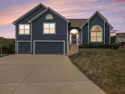 2301 SW Post Oak Ct, Lees Summit, MO, 64082