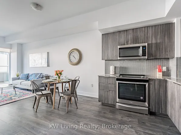 30 Shore Breeze Dr #226, Toronto, ON M8V 0J1