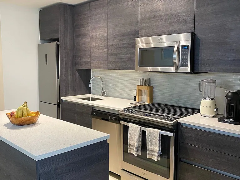 111 Bathurst St #1413 — Photo 5