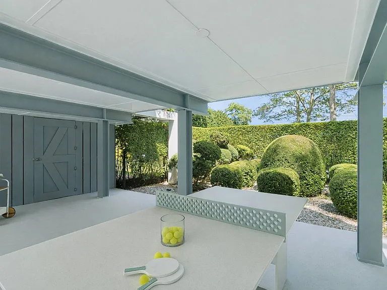 1039 Springs Fireplace Rd — Photo 22