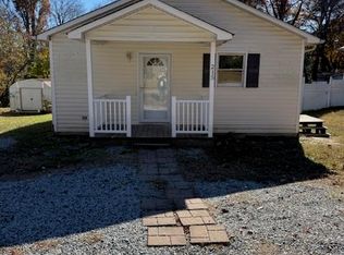 215 Hedgecock Rd, High Point, NC 27265