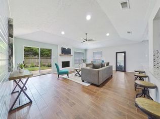 15942 Pfeiffer Dr, Houston, TX 77082