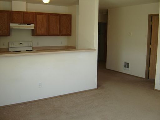 4th image of 260 NE 7th Ave APT A102