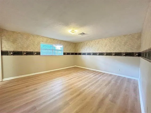 270 Ferndale Ln — Photo 15