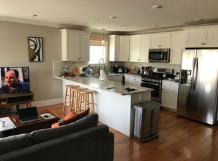 118 Holland St #2, Somerville, MA 02144