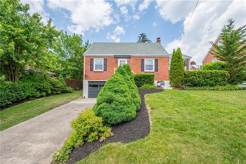 2678 Glenny Ln, West Mifflin, PA 15122 Zillow