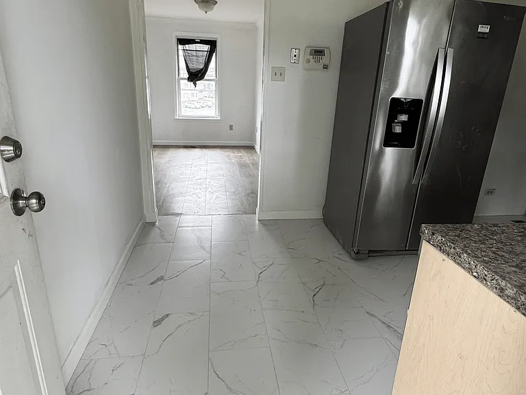 115 Northwestern Ave #115A — Photo 3
