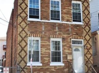 687 N 7th St #1, Newark, NJ 07107