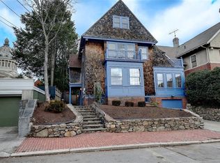 8 Olive St, Providence, RI 02906