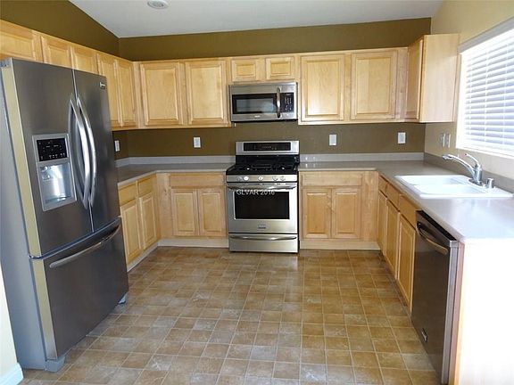 2nd image of 6109 Camden Cove St