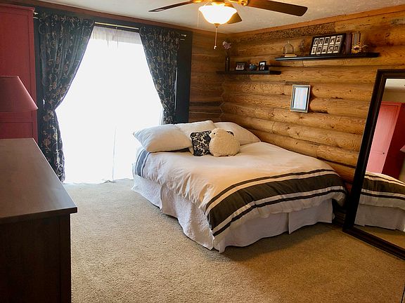 Bedroom 3rd floor