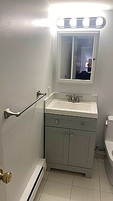 2nd image of 150 Graham Ave Floor 2