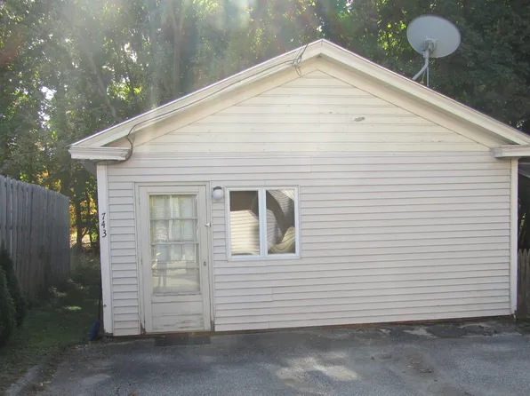 743 Main St, Bennington, VT 05201