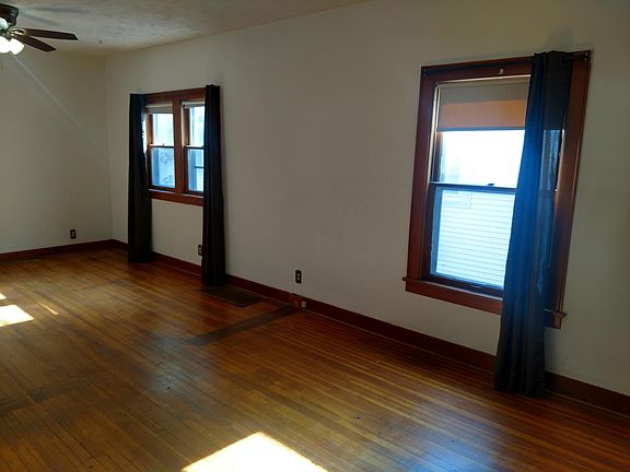 3rd image of 1212 New Hampshire St