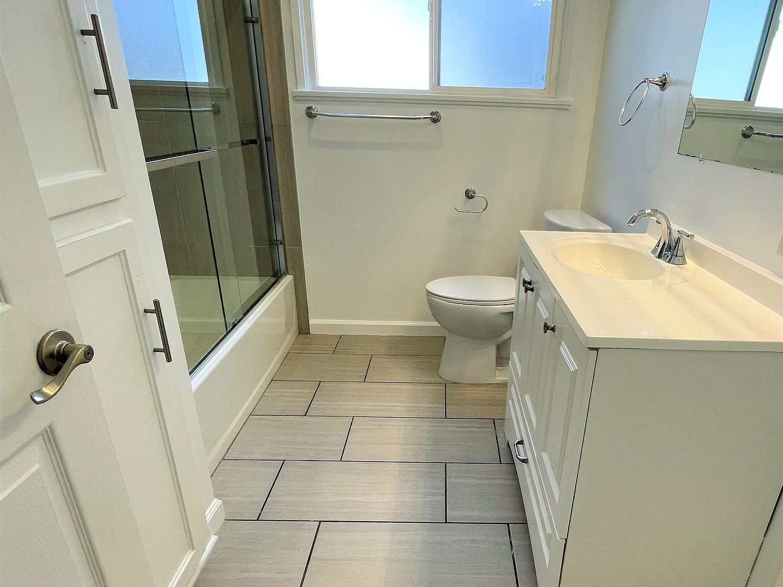 4 bed, 1700 sqft, $4,600 — Photo 2