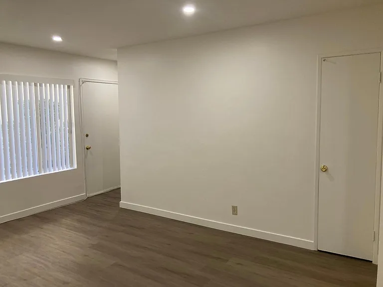 125 W Meda Ave #3 — Photo 11