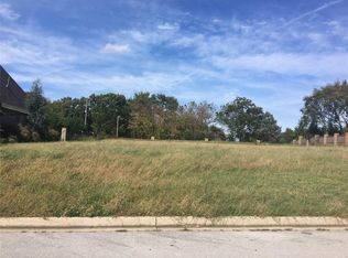 37 W Nottingham Ln, Rogers, AR 72758