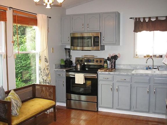 4th image of 1733 Stagecoach Ct