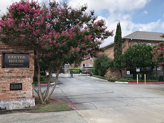 3rd image of 5359 FREDERICKSBURG RD #302