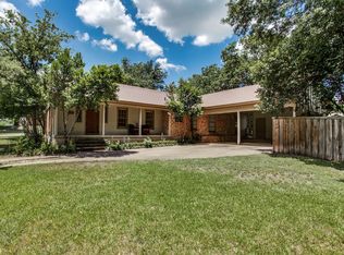 2525 Bridal Wreath Ln, Dallas, TX 75233