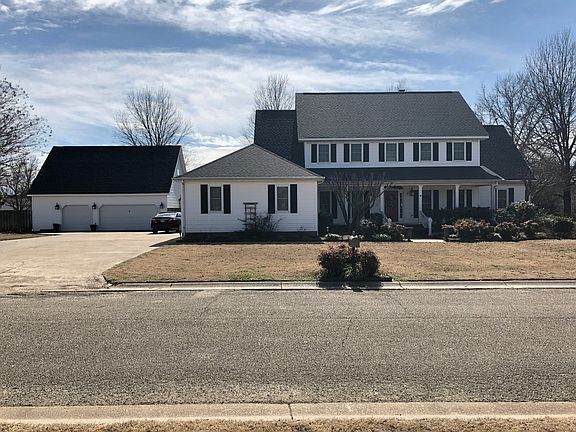 2nd image of 2804 Kimberly St