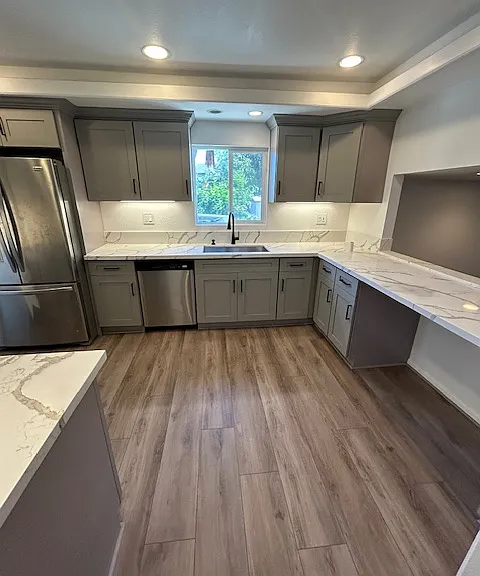 2614 E Richmond St — Photo 4