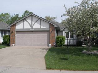 6440 SW Castle Ln, Topeka, KS 66614