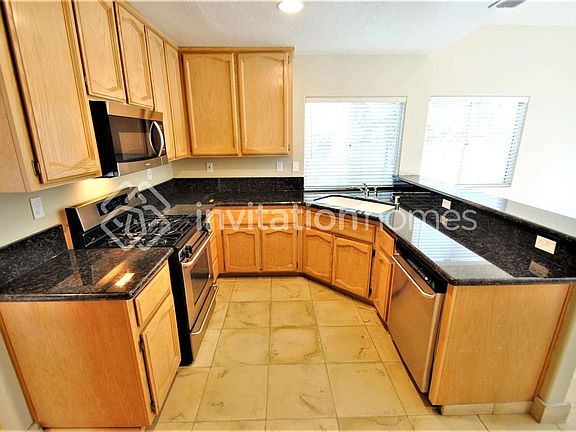 5th image of 807 Reilly Ct