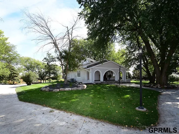 336 280th Rd, Milford, NE 68405