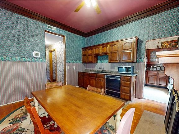 36th image of 537 N 8th St