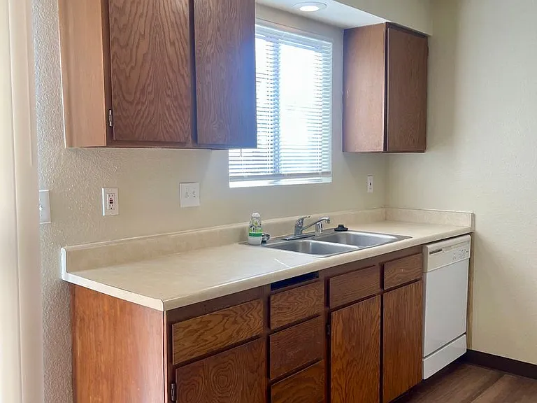 1740 & 1758 Bramble Pl — Photo 6