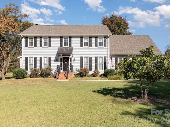 4333 Glen Eagles Ln SW, Concord, NC 28027